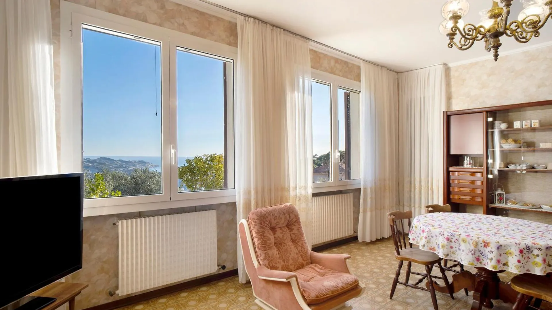 Villa In Collina Vista Mare Sanremo